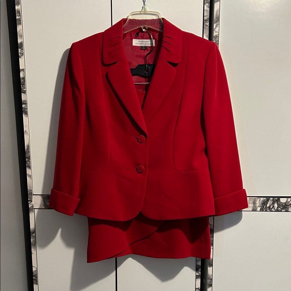 Tahari ASL Women's Red Skirt Set